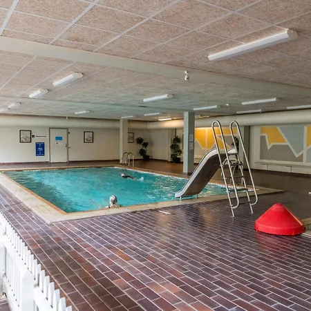 4 Star In Holiday home